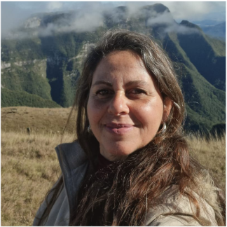 MANUELA ELIZEIRE SPEZIA